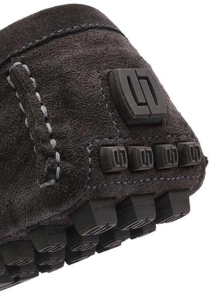 Erkek Gri Püsküllü Süet Deri Loafer 25SFD631510