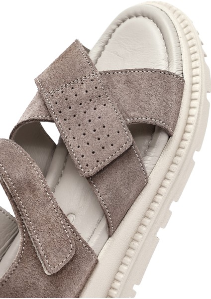 Kadın Vizon Çift Bantlı Süet Deri Sandalet 25SFD300810