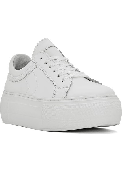 Kadın Beyaz Bağcıklı Kalın Tabanlı Deri Sneaker 25SFD371318