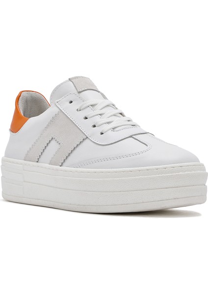 Kadın Beyaz Bağcıklı Kalın Tabanlı Deri Sneaker 25SFD371718