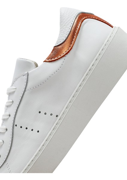 Kadın Beyaz Bağcıklı Deri Sneaker 25SFD371018