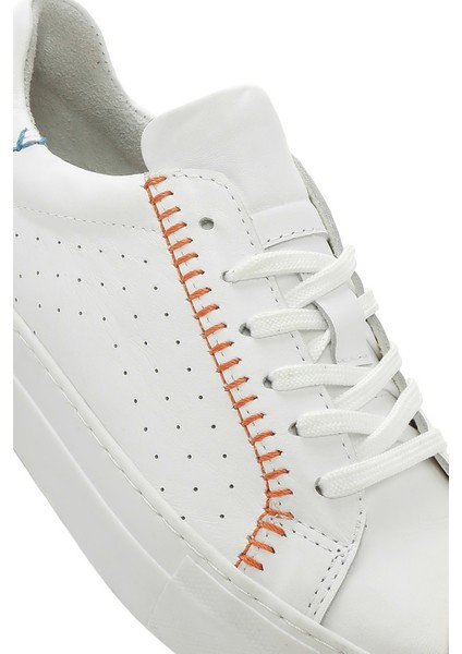 Kadın Beyaz Bağcıklı Deri Sneaker 25SFD371218