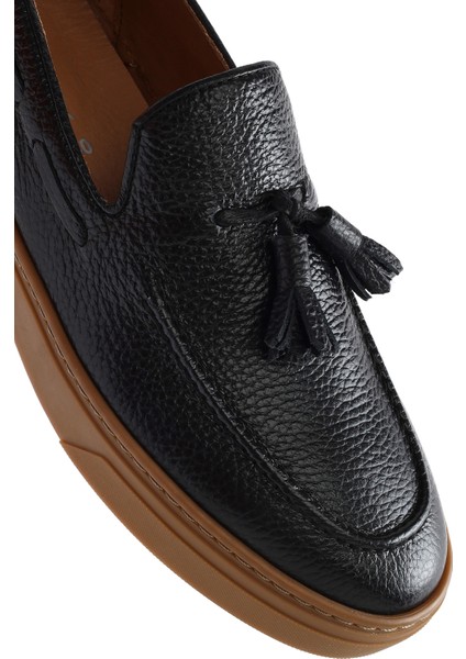 Erkek Siyah Püsküllü Deri Loafer 25SFD6313FT