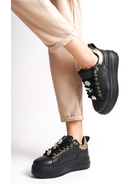 JET-BRIANNA Bağcıklı Ortopedik Taban Renkli Taş Dekor Kadın Sneaker CST - Siyah/Altın fiyatları