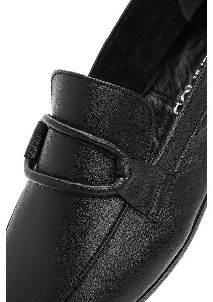 Kadın Siyah Deri Casual Loafer 25SFD350418