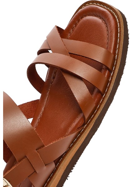 Kadın Kahverengi Bilekten Tokalı Deri Sandalet 25SFD361818