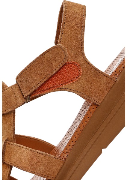 Kadın Taba Bilekten Tokalı Süet Deri Sandalet 25SFD362010