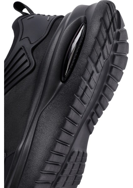 Erkek Siyah Bağcıklı Kalın Tabanlı Kumaş Sneaker 25SFD69226F