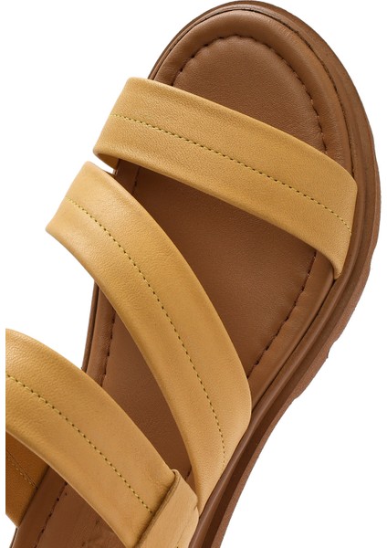 Kadın Sarı Bilekten Tokalı Deri Sandalet 25SFD341718