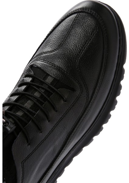 Erkek Siyah Bağcıklı Deri Casual Sneaker 25SFD752018