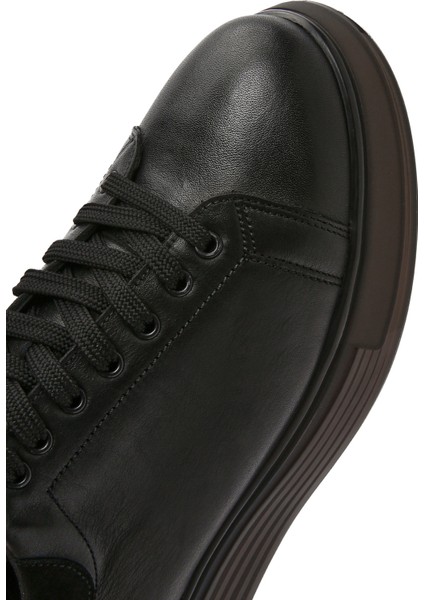 Erkek Siyah Bağcıklı Kalın Tabanlı Deri Sneaker 25SFD6406FT
