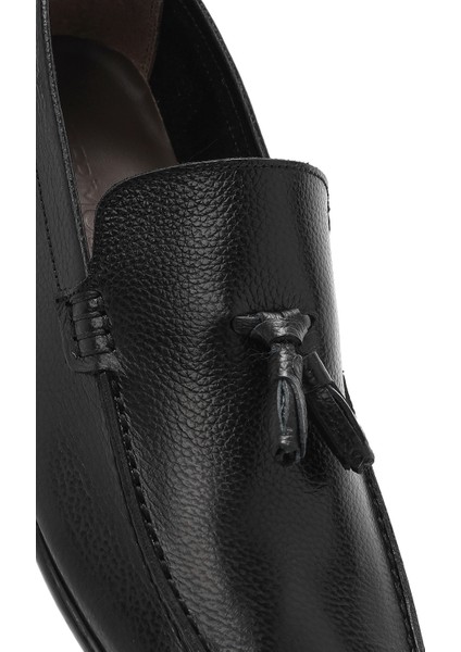 Erkek Siyah Püsküllü Deri Casual Loafer 25SFD6004FT