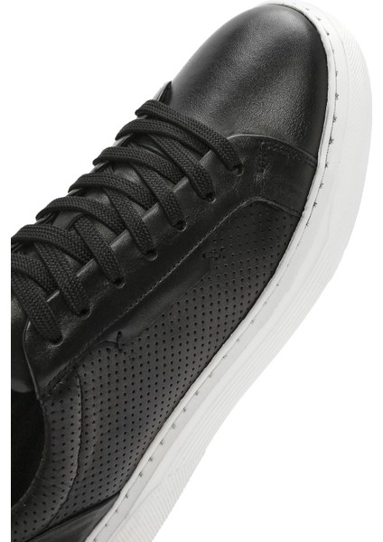 Erkek Siyah Bağcıklı Deri Sneaker 25SFD640414