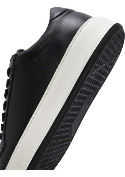 Erkek Siyah Kalın Tabanlı Bağcıklı Deri Sneaker 25SFD630718
