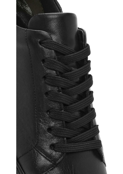 Erkek Siyah Bağcıklı Deri Sneaker 25SFD640118