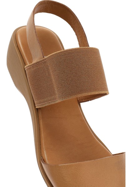 Kadın Taba Dolgu Topuklu Deri Sandalet 25SFD150914