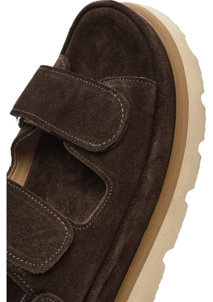 Kadın Kahverengi Çift Bantlı Süet Deri Sandalet 25SFD152910