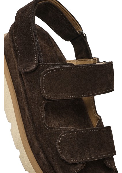 Kadın Kahverengi Çift Bantlı Süet Deri Sandalet 25SFD152910