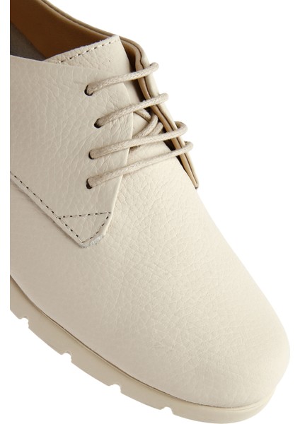 Kadın Bej Bağcıklı Deri Comfort Ayakkabı 25SFD1515FT