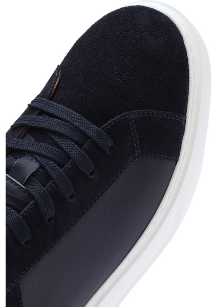 Erkek Lacivert Bağcıklı Deri Sneaker 25SFD613014