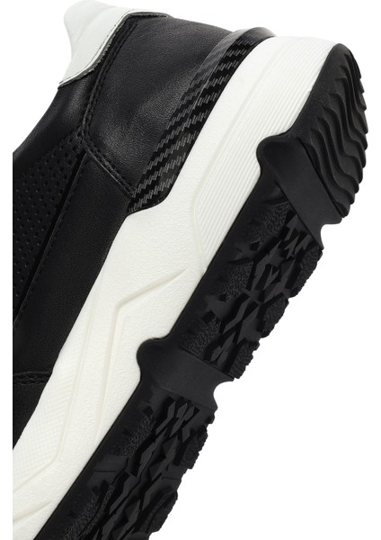 Erkek Siyah Bağcıklı Kalın Tabanlı Deri Sneaker 25SFD675218