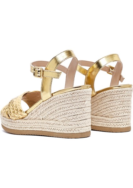 Kadın Altın Bilekten Tokalı Örgülü Dolgu Topuklu Espadril Sandalet 25sfe482614
