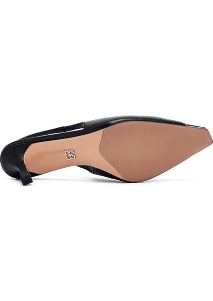 Kadın Siyah Arkası Açık Ince Topuklu Deri Ayakkabı 25SFD494318