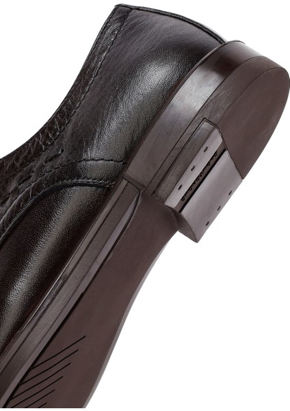 Erkek Kahverengi Bağcıklı Deri Klasik Ayakkabı 25SFD805018