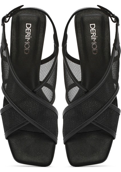 Kadın Siyah Bilekten Tokalı Kalın Topuklu Kumaş Sandalet 25SFD44256F