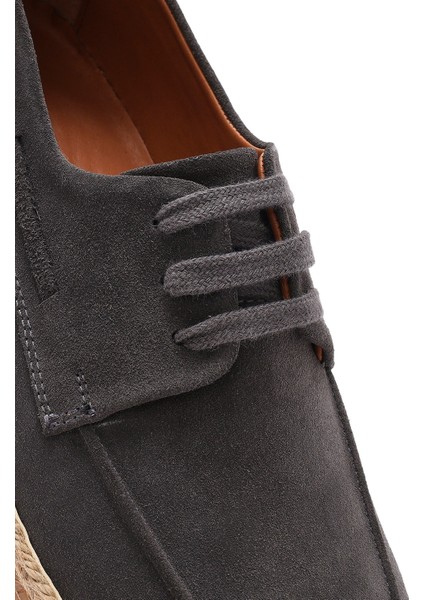 Erkek Gri Bağcıklı Süet Deri Casual Ayakkabı 25SFD631910