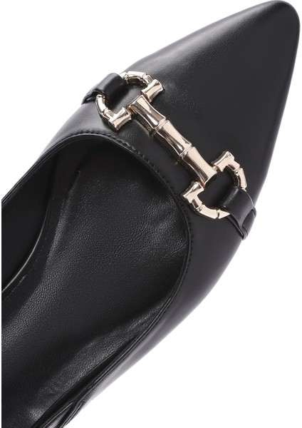 Kadın Siyah Aksesuarlı Arkası Açık Babet 25SFE402518