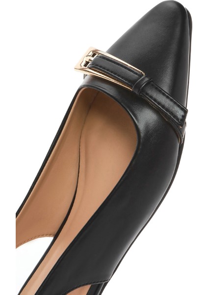 Kadın Siyah Arkası Açık Klasik Babet 25SFE402418