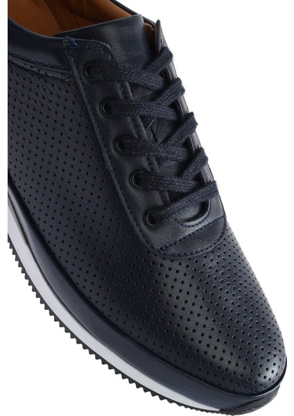 Erkek Lacivert Bağcıklı Deri Casual Sneaker 25SFD6741DI