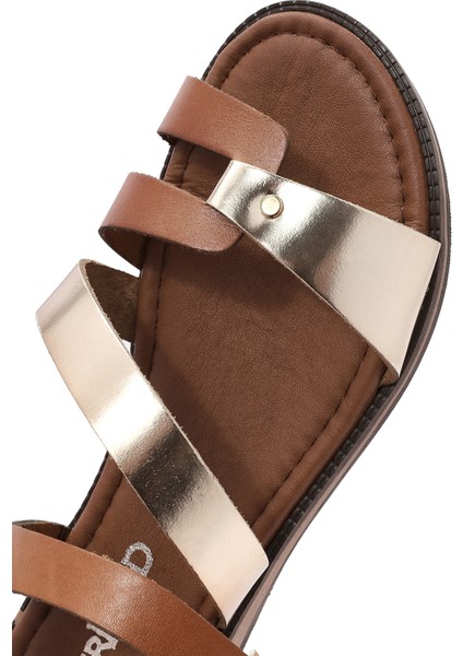 Kadın Altın Tokalı Metalik Deri Bodrum Sandaleti 25SFD333618