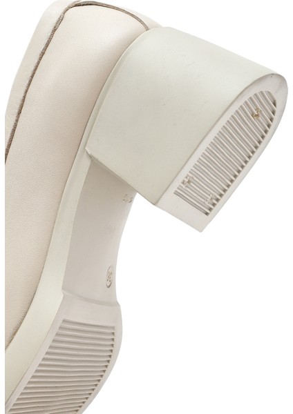 Kadın Krem Tokalı Kısa Kalın Topuklu Deri Maskülen Ayakkabı 25SFD510618