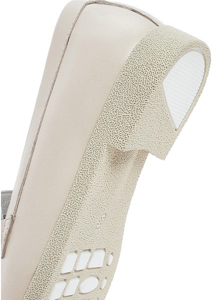 Kadın Krem Tokalı Deri Loafer 25SFD510518