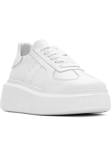 Kadın Beyaz Bağcıklı Kalın Tabanlı Deri Sneaker 25SFD510918