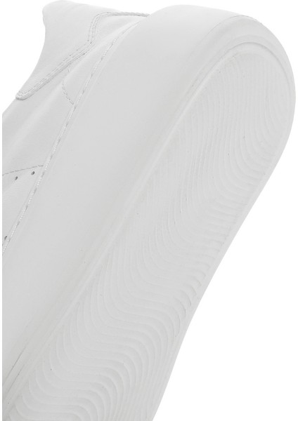 Kadın Beyaz Bağcıklı Kalın Tabanlı Deri Sneaker 25SFD510918