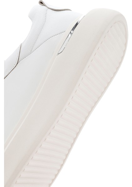 Erkek Beyaz Bağcıklı Kalın Tabanlı Deri Sneaker 25SFD676818