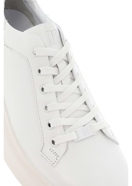 Erkek Beyaz Bağcıklı Kalın Tabanlı Deri Sneaker 25SFD676818