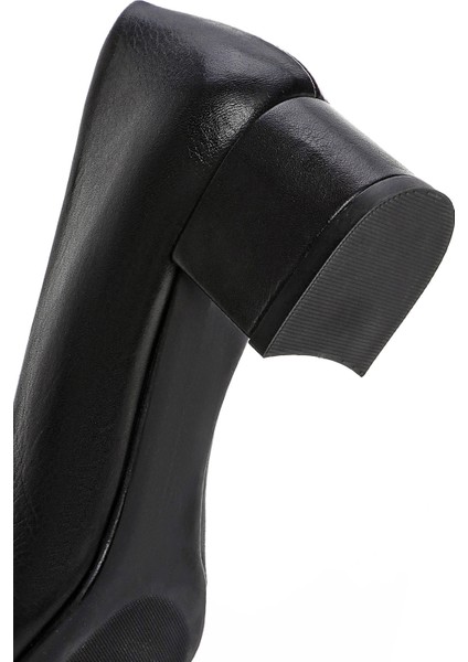 Flex Kadın Siyah Kısa Kalın Topuklu Deri Ayakkabı 25SFD380418