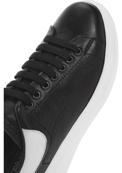 Erkek Siyah Bağcıklı Kalın Tabanlı Deri Sneaker 25SFD752218