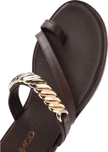 Kadın Kahverengi Taşlı Parmak Arası Deri Terlik 25SFD160618