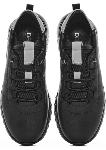 Kadın Siyah Bağcıklı Deri Sneaker 25SFD501918