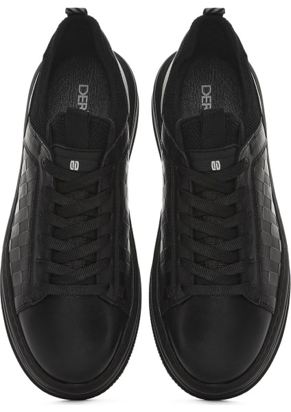 Erkek Siyah Bağcıklı Kalın Tabanlı Deri Sneaker 25SFD650214
