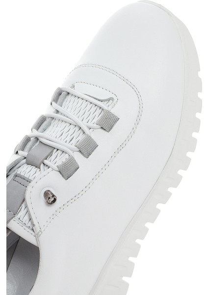 Kadın Beyaz Bağcıklı Deri Sneaker 25SFD501918