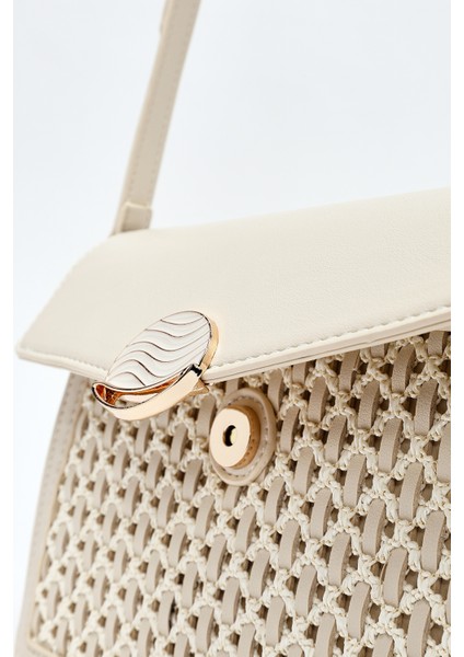 Kadın Krem Uzun Askılı Çapraz Çanta 25SBD284014