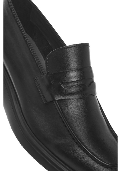 Erkek Siyah Deri Casual Loafer 25SFD790118