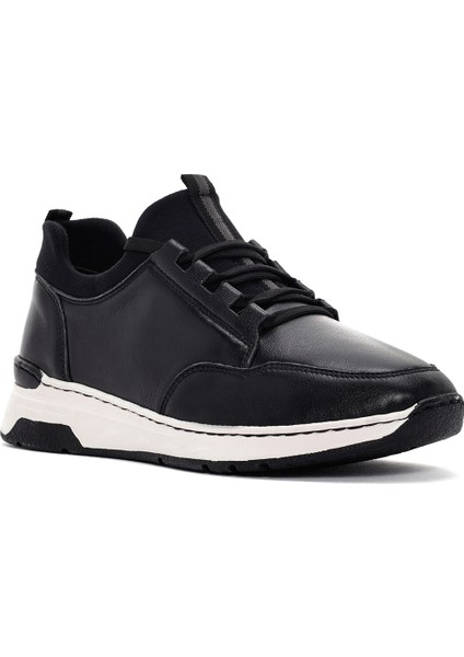Kadın Siyah Bağcıklı Kalın Tabanlı Deri Sneaker 25SFD500918
