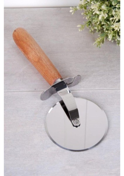 Büyük Boy Bambu Saplı Paslanmaz Çelik Hamur Kesici ve Pizza Ruleti 23 cm fiyatları